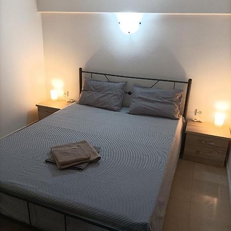 L&K Location Next To Center Of Athens Apartment Bagian luar foto